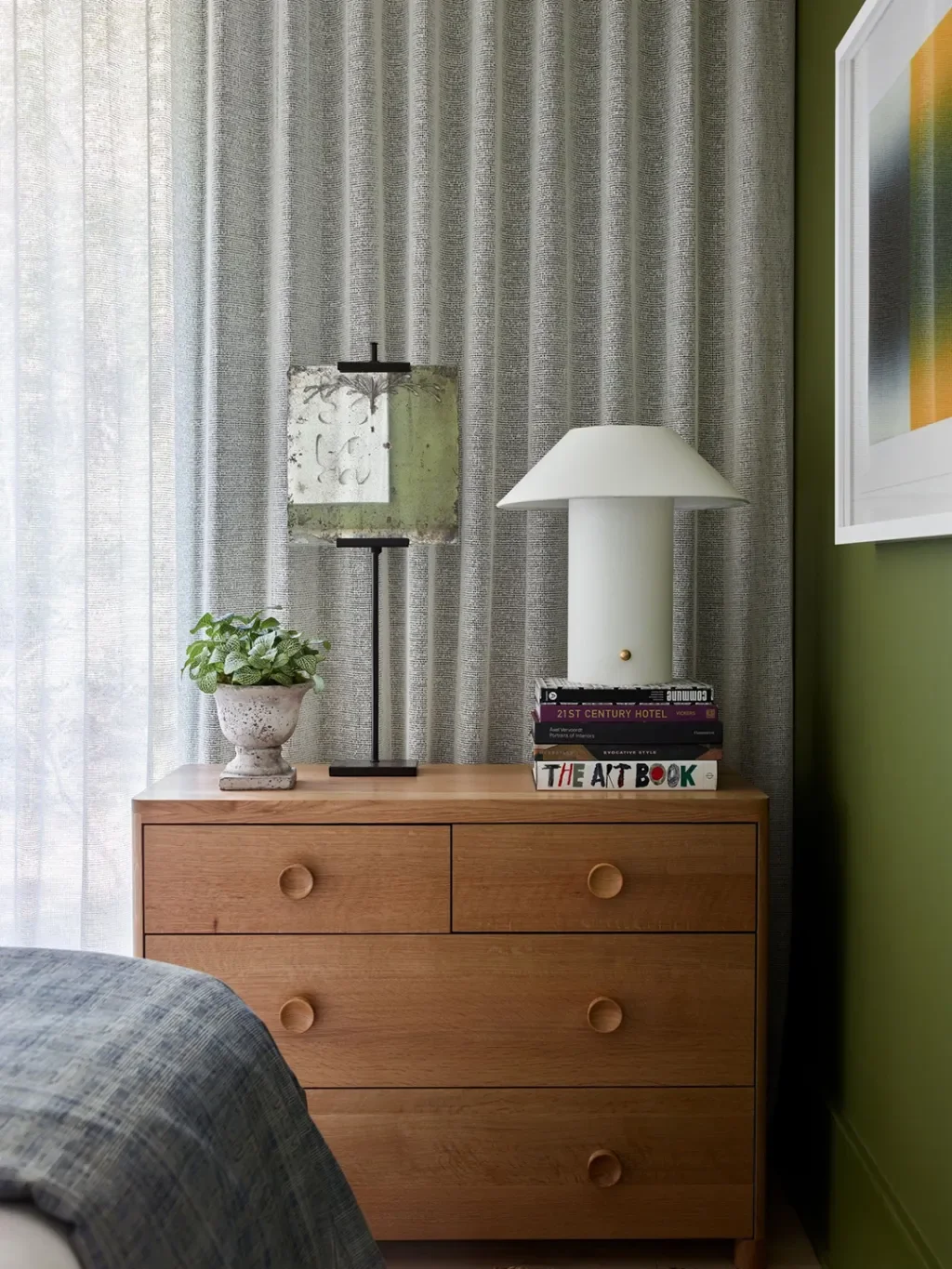 The Foolproof Dresser Styling Formula Every Bedroom Deserves