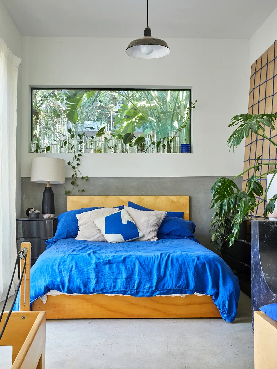 Martha Stewart Endorses This Divisive Bedroom Design Decision