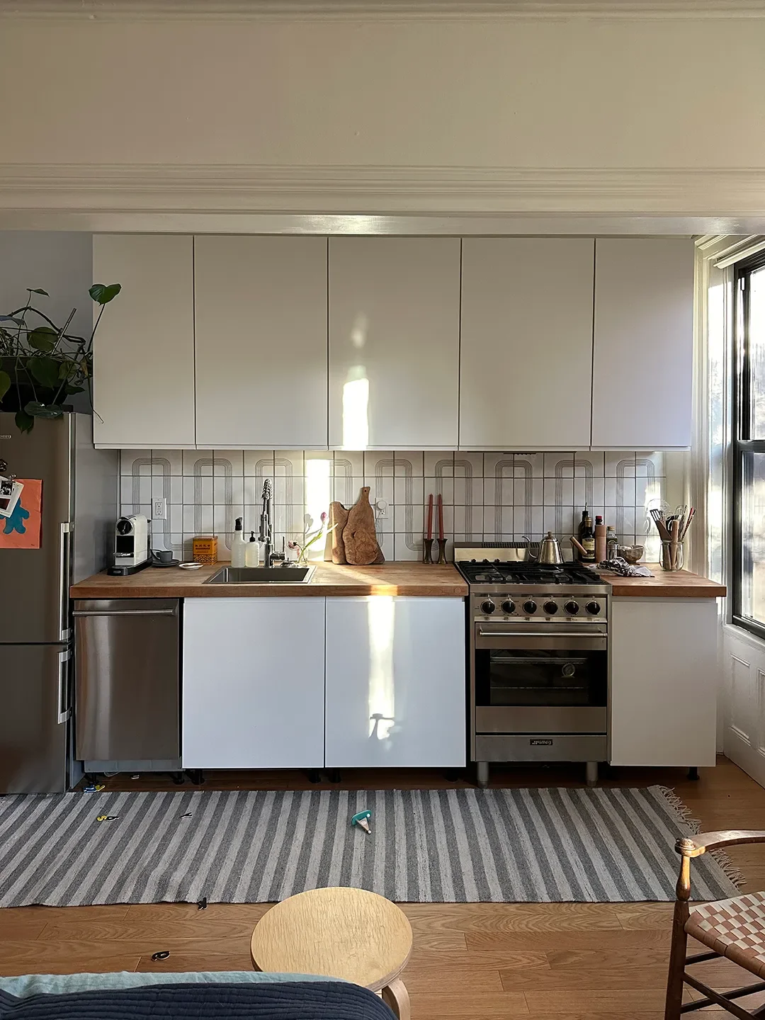 The Final Tally of This Kitchen-Turned-Bedroom Reno Was a Mere $63