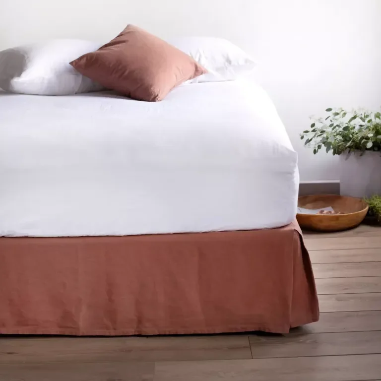 The Simple Swap That Gave My Sleek Modern Bed a Cottagecore Soul