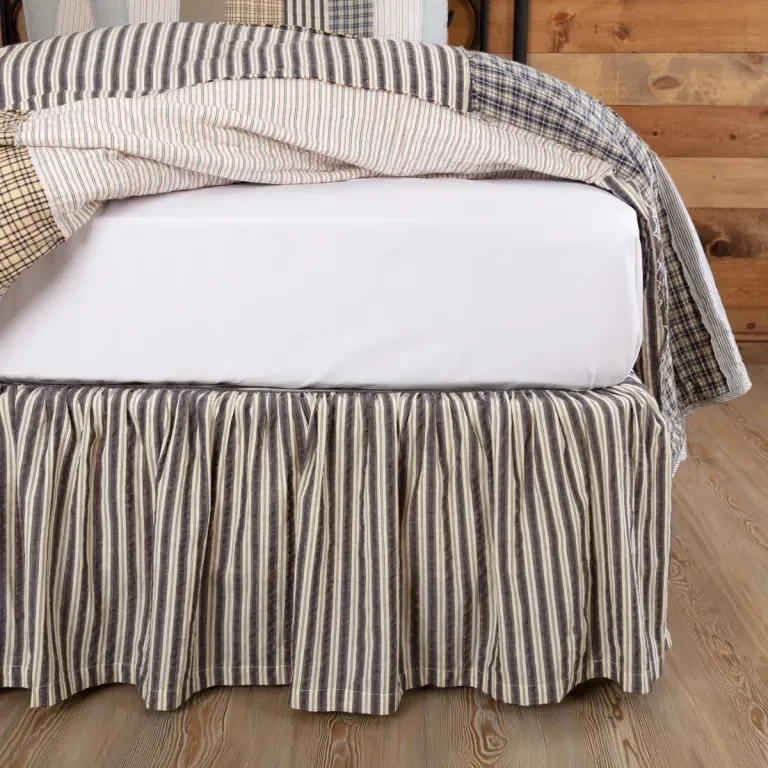 The Simple Swap That Gave My Sleek Modern Bed a Cottagecore Soul
