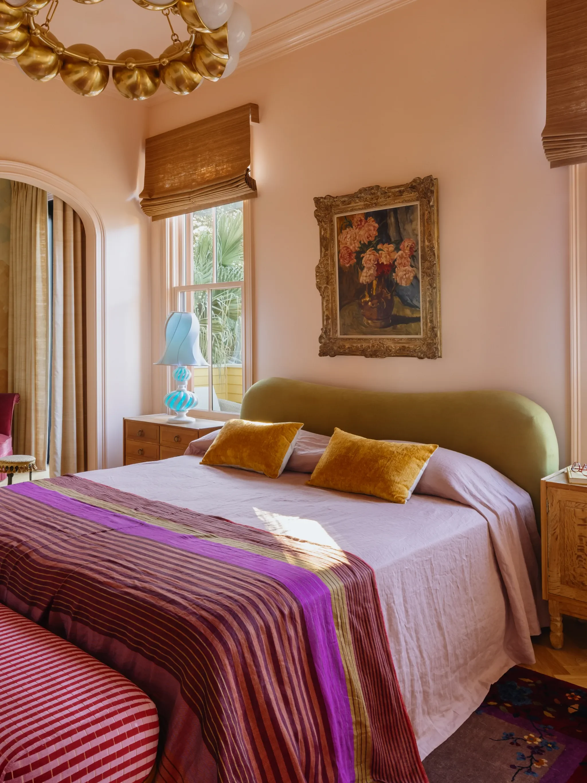 The Three-Color Formula Dominating Bed Styling in 2026