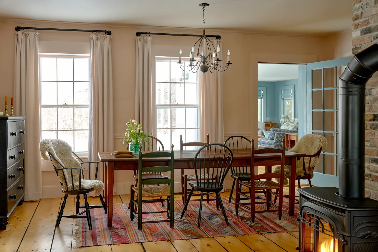 An 1860s Vermont Farmhouse, Once Unwanted, Becomes a Family’s Layered Retreat