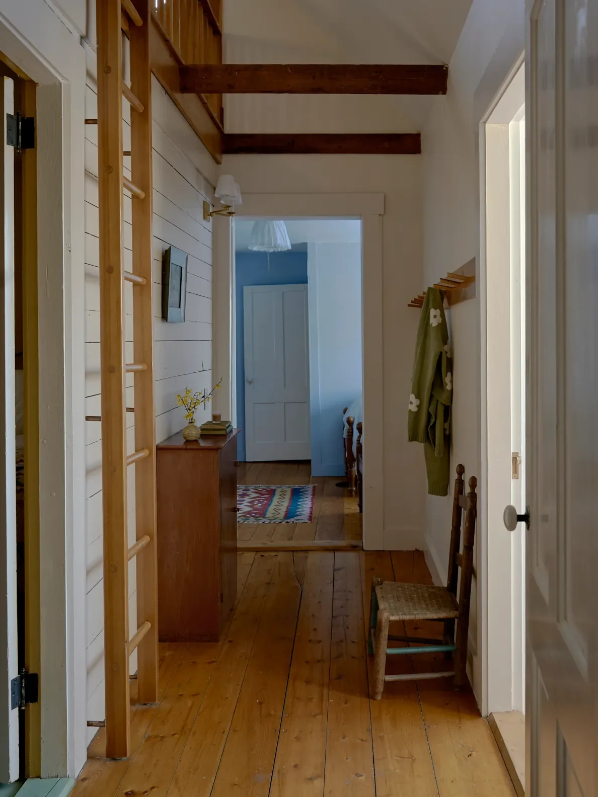 An 1860s Vermont Farmhouse, Once Unwanted, Becomes a Family’s Layered Retreat
