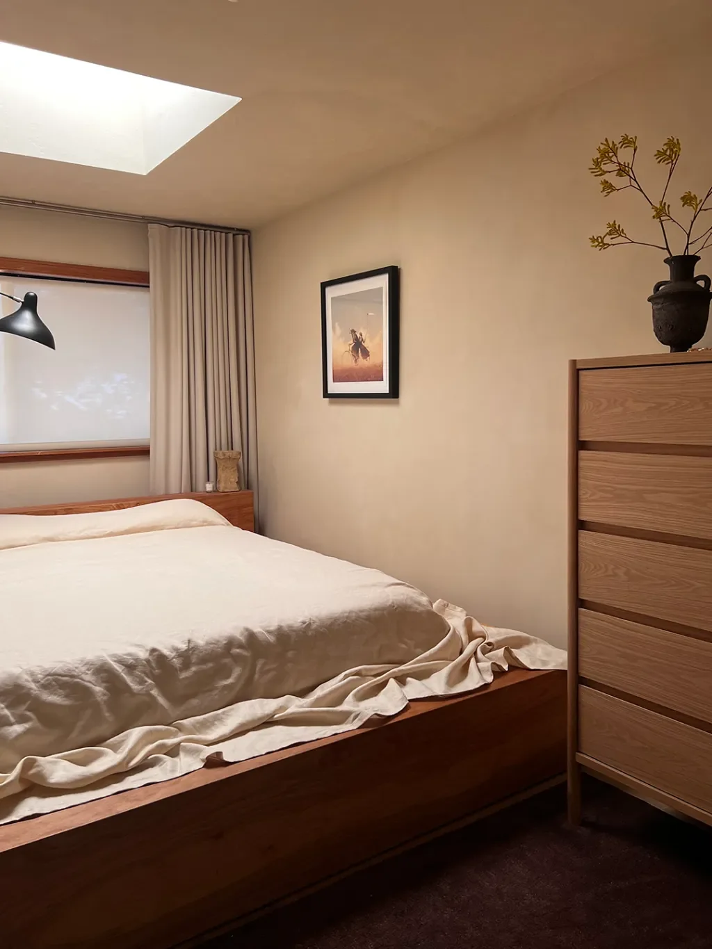 An L.A. Editor’s Wall-to-Wall Bed Frame Nearly Spans Her Narrow Bedroom—Why the Bold Move Pays Off
